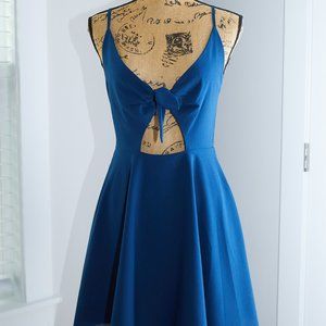 Kimchi Blue Keyhole Cutout Flare Dress Size 2 Navy